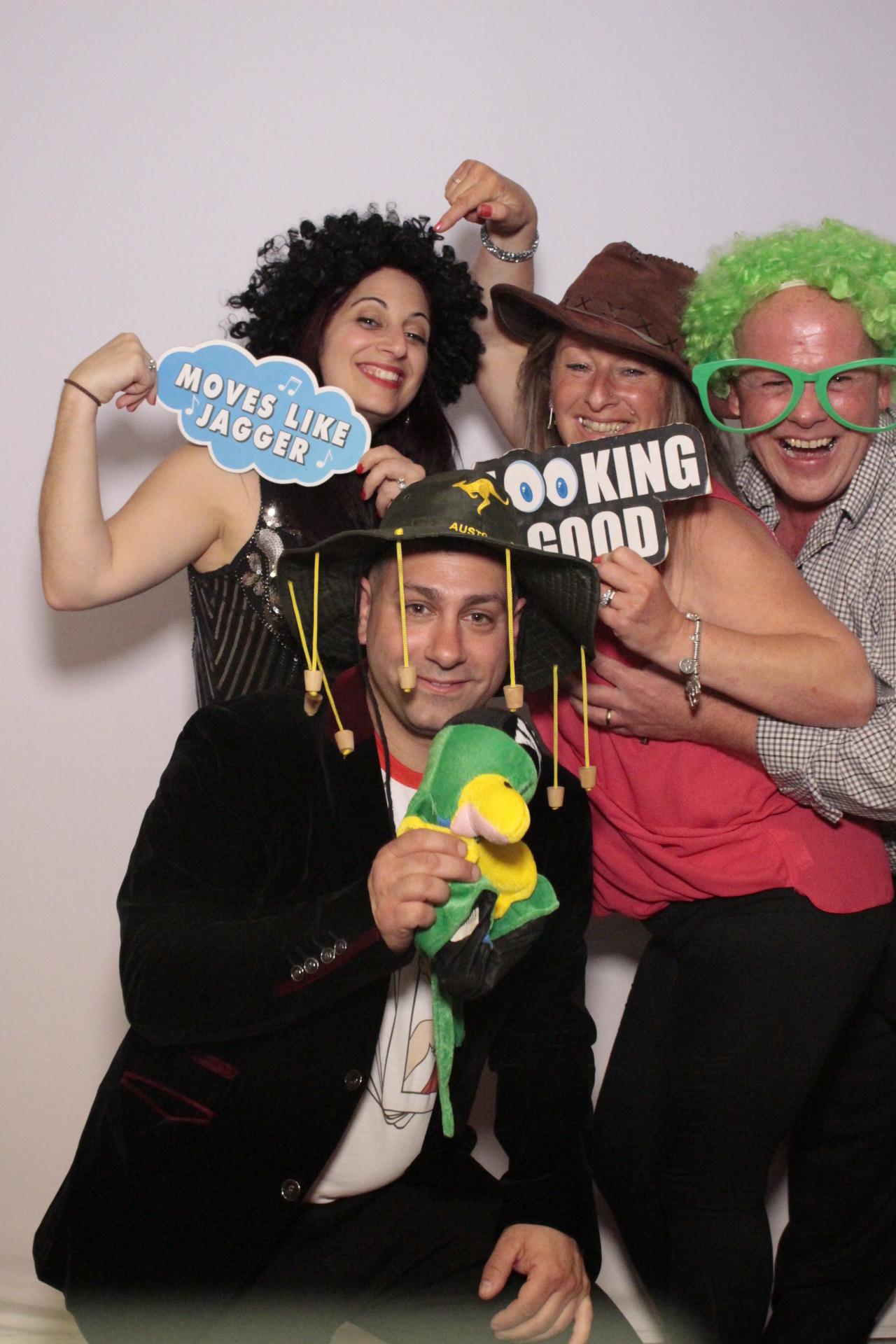 Danielle’s 40th birthday | View more photos from the event at gallery.myphotoboothexperience.co.uk/u/MyPhotoBoothExperienceLtd/Danielle’s-40th-birthday